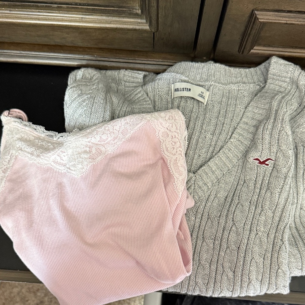 Hollister Light Gray Sweater and Soft Pink Lace Tank